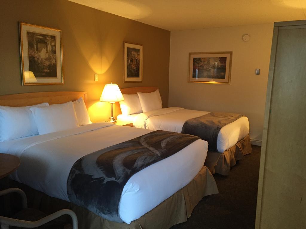 Eastglen Inn Edmonton Eksteriør billede